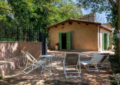 le stanze del casale di villa torlonia 27